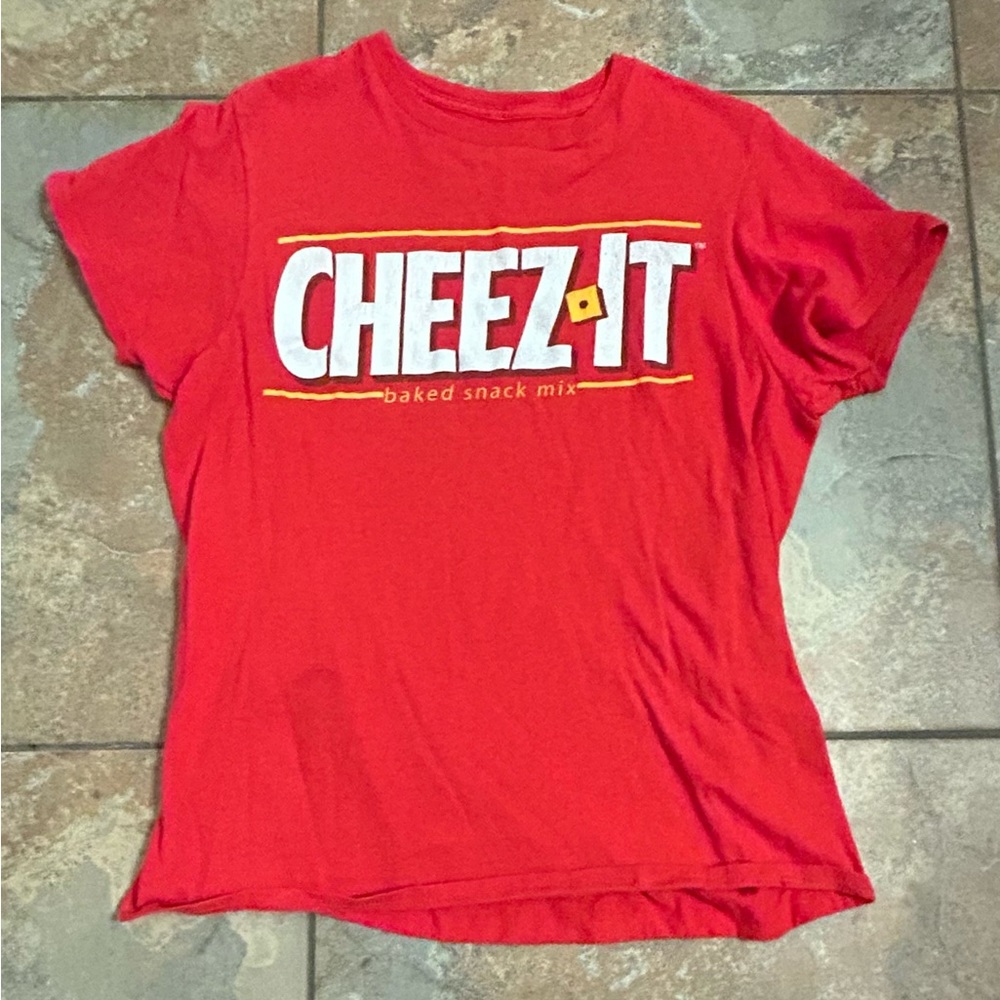 Cheez-It T shirt